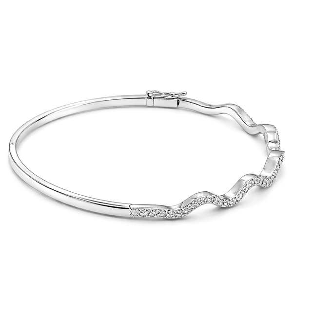 Diamond Bangles 18 KT   GW-10.70 G  NW-10.5 G   CVD-0.97 CTS  VVS