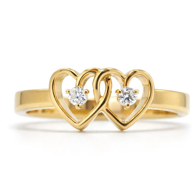 Diamond Gold heart Ring 18 KT  GW-3.69 G   NW-3.68 G   CVD-0.06 CTS  VVS