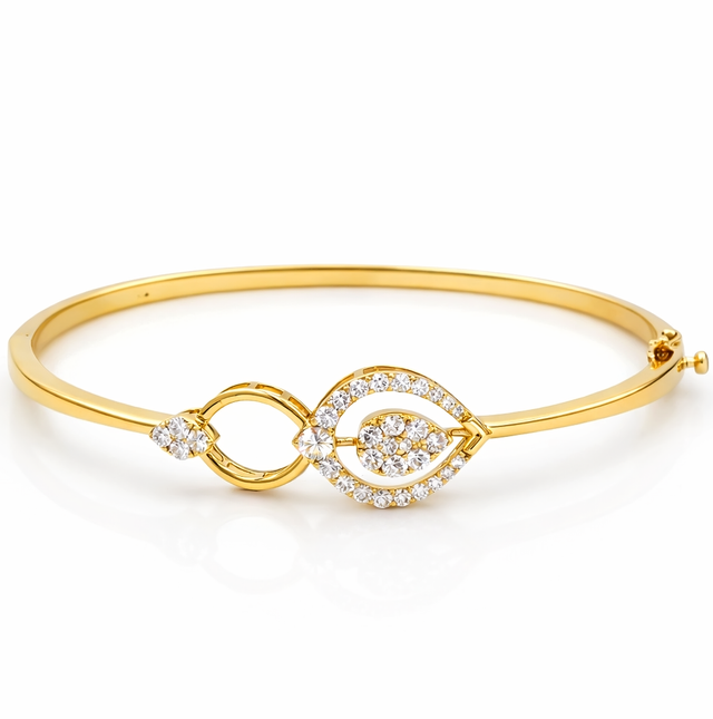 Diamond Bangles 18 KT  GW-11.31 G   NW-11.15 G   CVD-0.81 CTS  VVS
