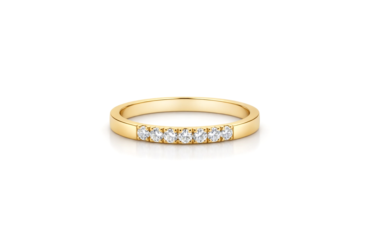Diamond Gold Ring 18 KT  GW-2.31 G   NW-2.28 G   CVD-0.17 CTS  VVS