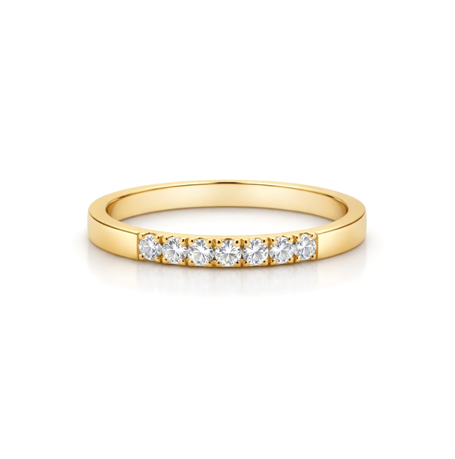 Diamond Gold Ring 18 KT  GW-2.31 G   NW-2.28 G   CVD-0.17 CTS  VVS