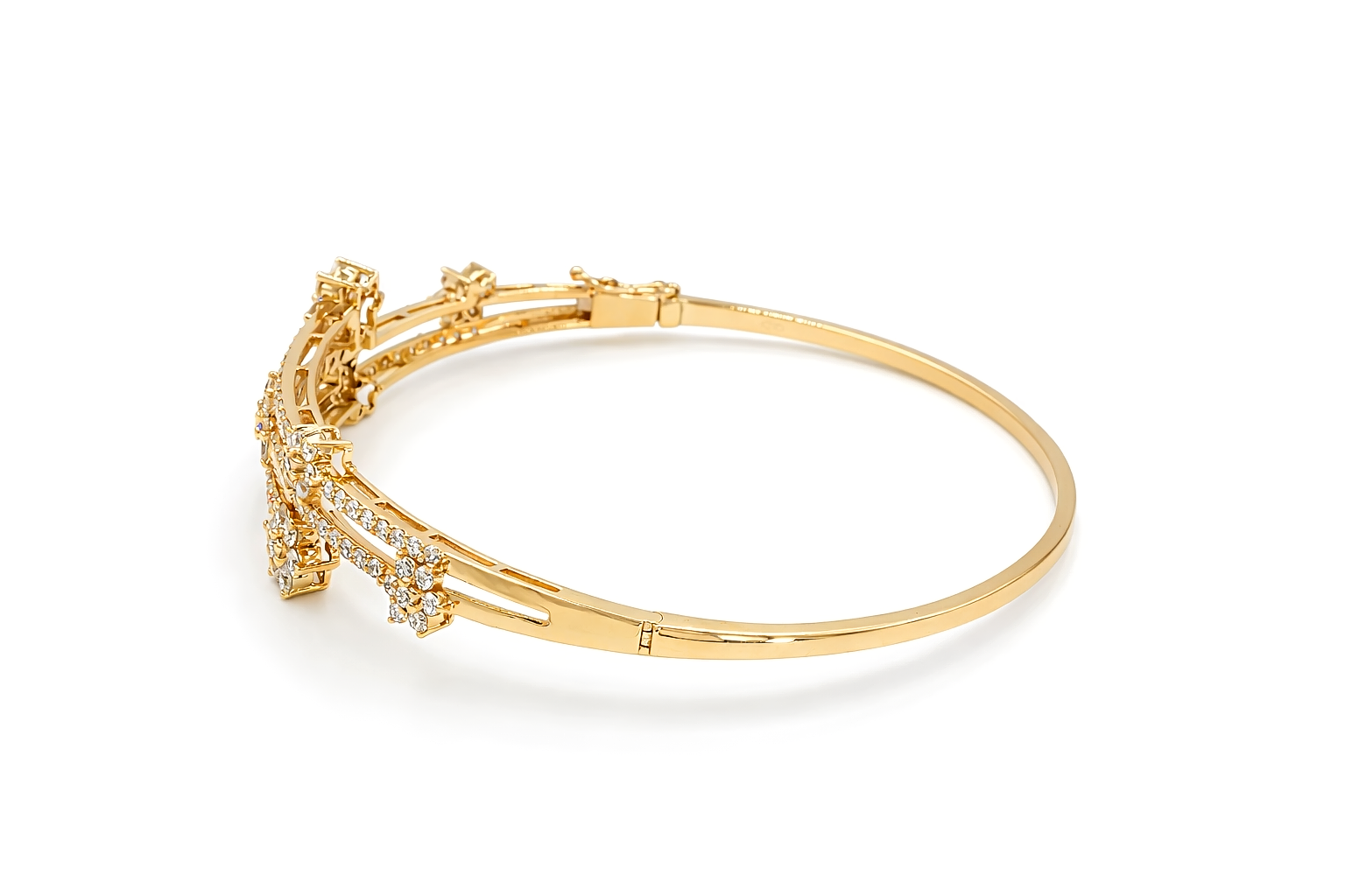Diamond Bangles 18 KT  GW-12.25 G   NW-11.79 G   CVD-2.3 CTS  VVS
