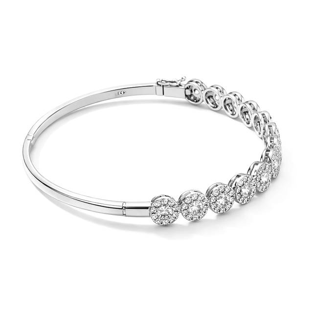 BANGLES 18 KT   GW-11.97 G   NW-11.41 G   CVD-2.79 CTS  VVS