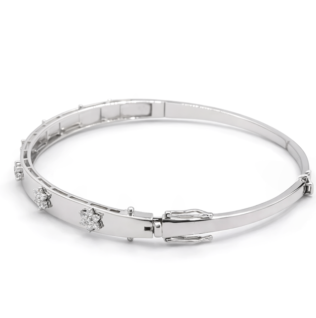 Diamond Bangles 18 KT    GW-12.74 G   NW-12.32 G   CVD-2.11 CTS  VVS