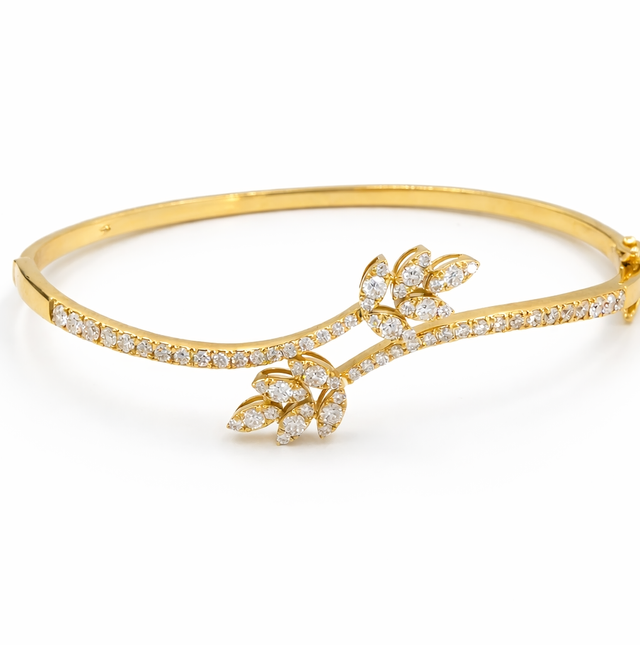 Diamond Bangles  18 KT    GW-13.23 G   NW-12.94 G   CVD-1.47 CTS  VVS