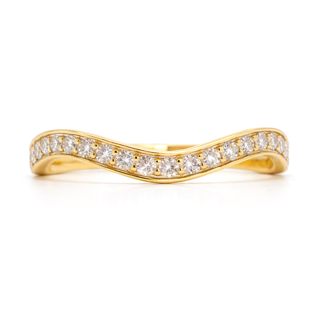 Diamond Gold Ring 18 KT  GW-2.15 G   NW-2.1 G   CVD-0.25 CTS  VVS