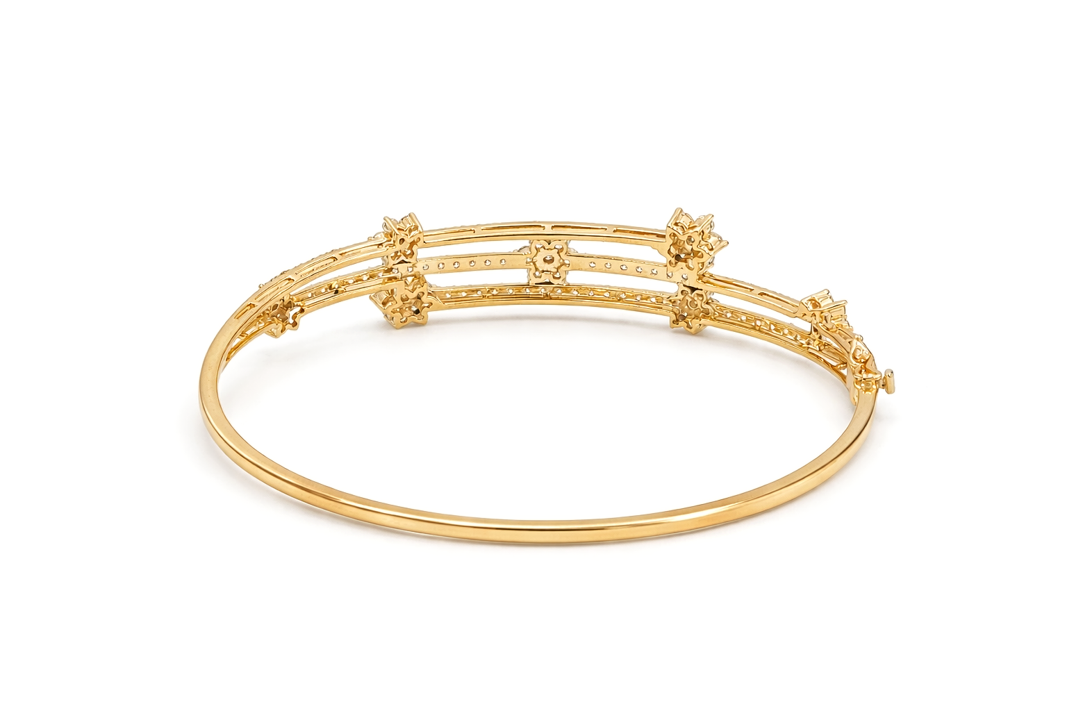 Diamond Bangles 18 KT  GW-12.25 G   NW-11.79 G   CVD-2.3 CTS  VVS