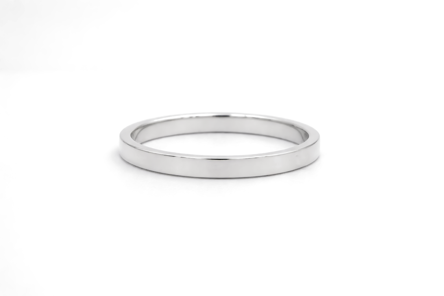 Diamond Ring 18 KT  GW-2.55 G   NW-2.52 G   CVD-0.16 CTS  VVS