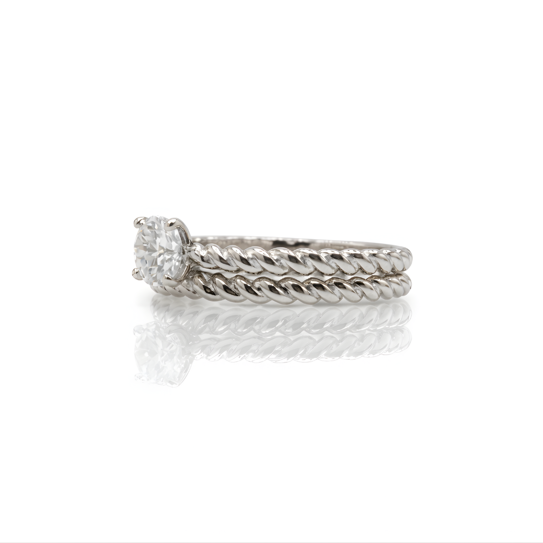 Silver Ring 18 KT   GW-5.27 G  NW-5.11 G   CVD-0.80 CTS  VVS