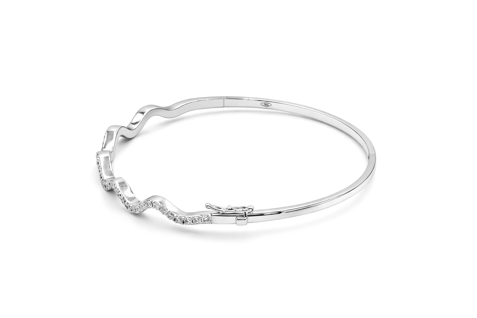 Diamond Bangles 18 KT   GW-10.70 G  NW-10.5 G   CVD-0.97 CTS  VVS
