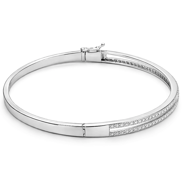 Diamond Bangles 18 KT   GW-11.25 G   NW-11.15 G   CVD-0.48 CTS  VVS