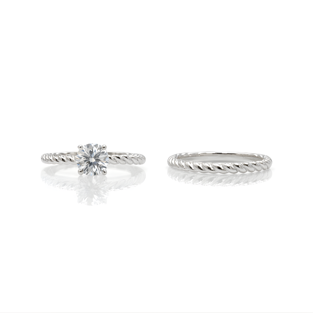 Silver Ring 18 KT   GW-5.27 G  NW-5.11 G   CVD-0.80 CTS  VVS