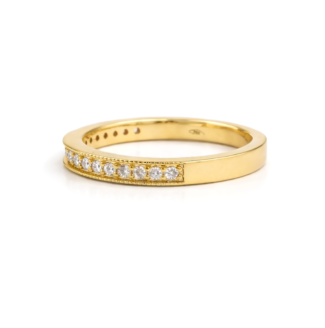Golden Ring 18 KT   GW-3.6 G   NW-3.56 G   CVD-0.22 CTS  VVS