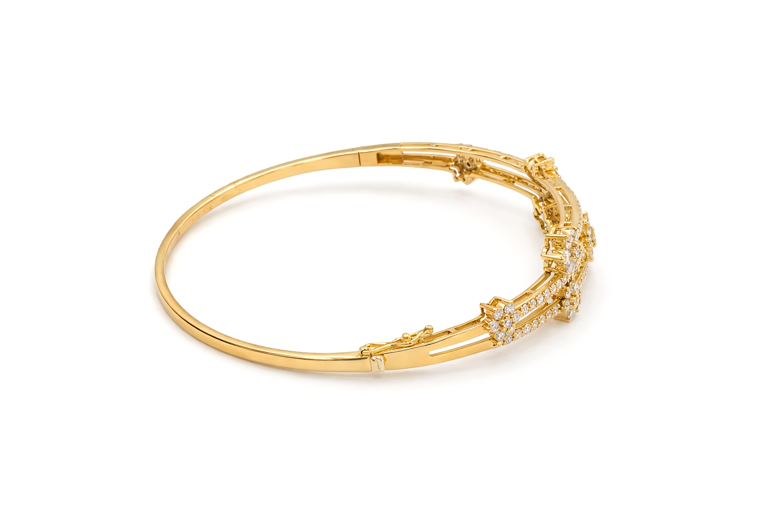 Diamond Bangles 18 KT  GW-12.25 G   NW-11.79 G   CVD-2.3 CTS  VVS