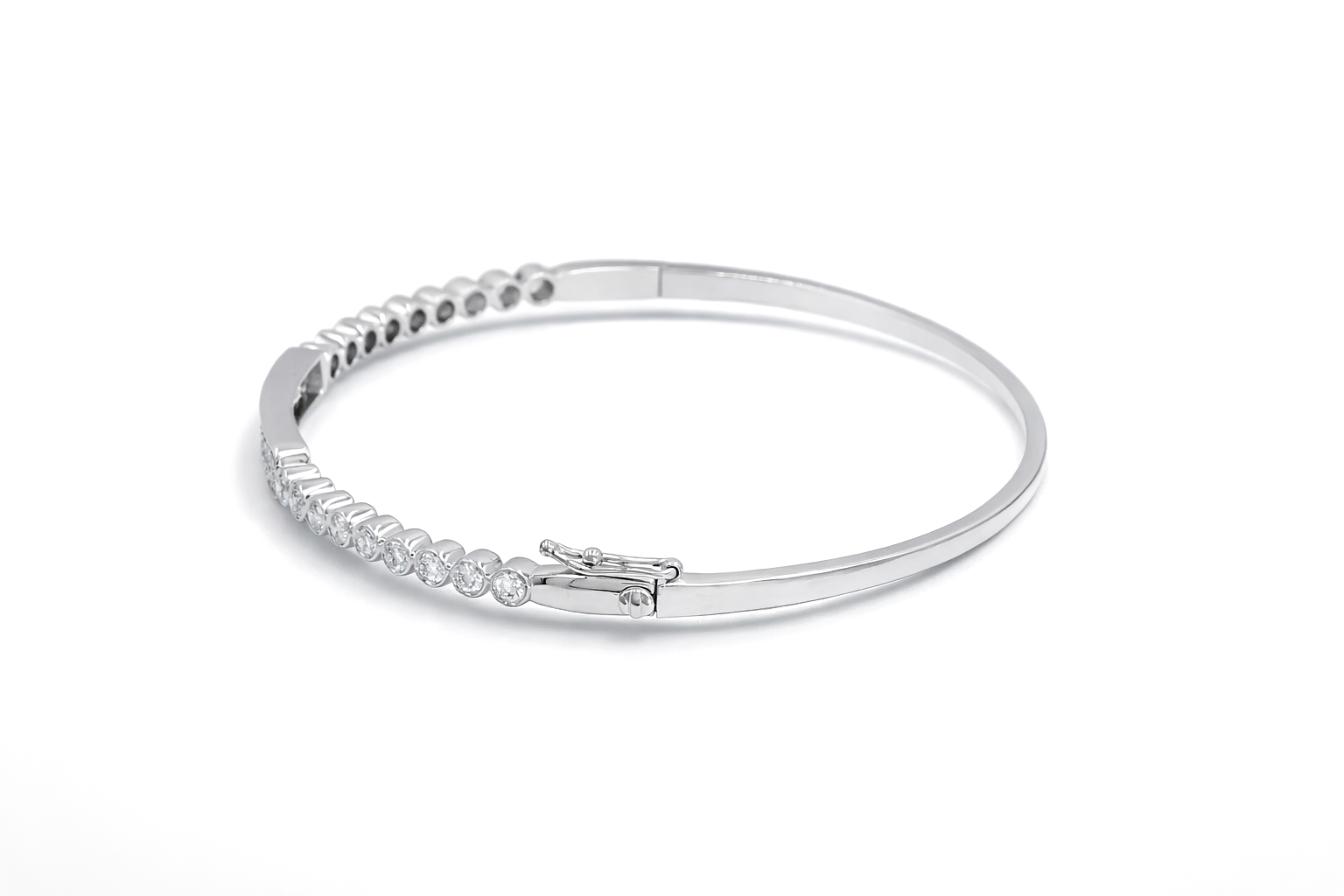 Diamond Bangles 18 KT GW- 9.8 G   NW-9.59 G   CVD-1.03 CTS  VVS