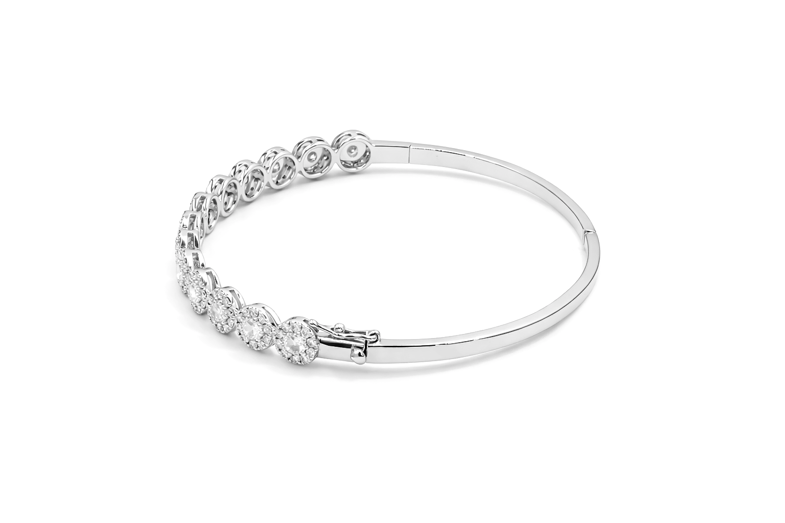 BANGLES 18 KT   GW-11.97 G   NW-11.41 G   CVD-2.79 CTS  VVS