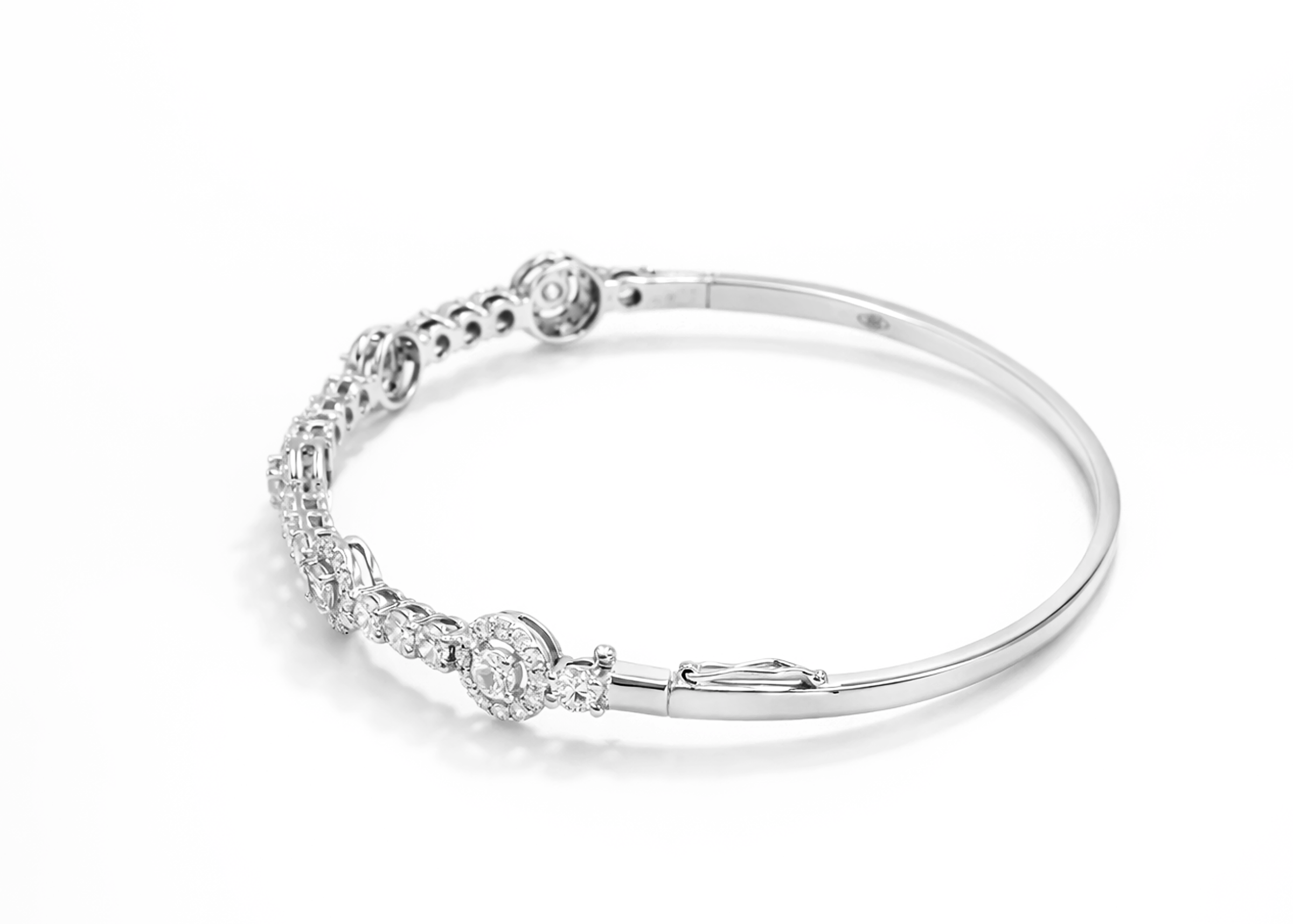 Diamond Bangles  18 KT  GW-10.76 G   NW-10.14 G   CVD-3.1 CTS  VVS