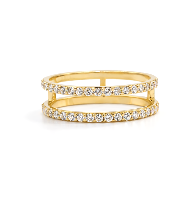 Diamond Gold Ring 18 KT  GW-3.5 G   NW-3.39 G   CVD-0.55 CTS  VVS