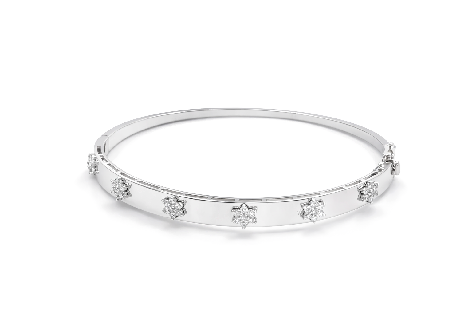 Diamond Bangles 18 KT    GW-12.74 G   NW-12.32 G   CVD-2.11 CTS  VVS