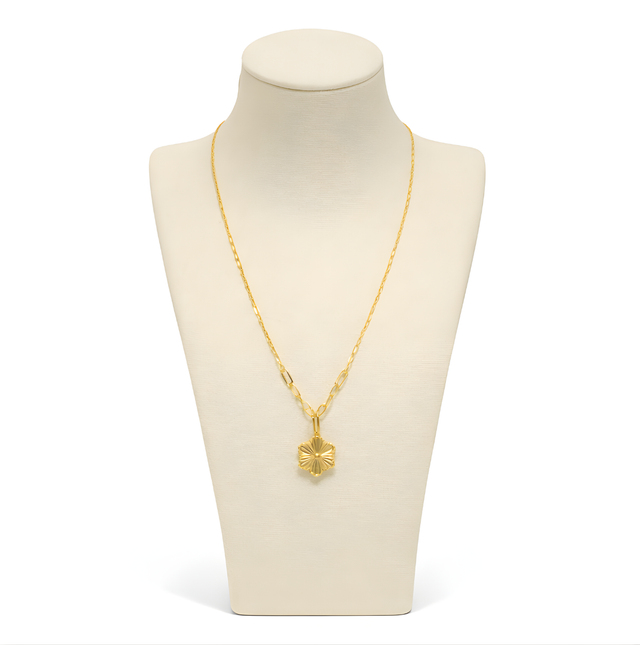 Necklace Set 22KT  3.9 G